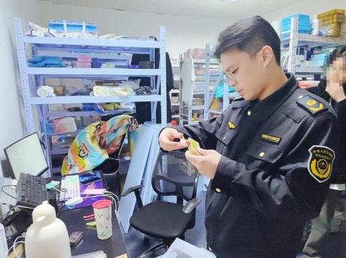 上海股票配资平台_上海股票配资平台排行榜_配资上海股票平台有哪些