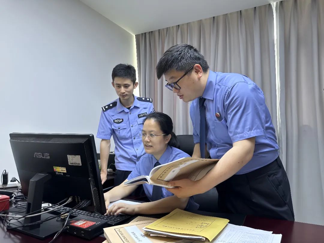 跨境电信网络诈骗案_杠杆炒股app_虚假炒股平台App诈骗