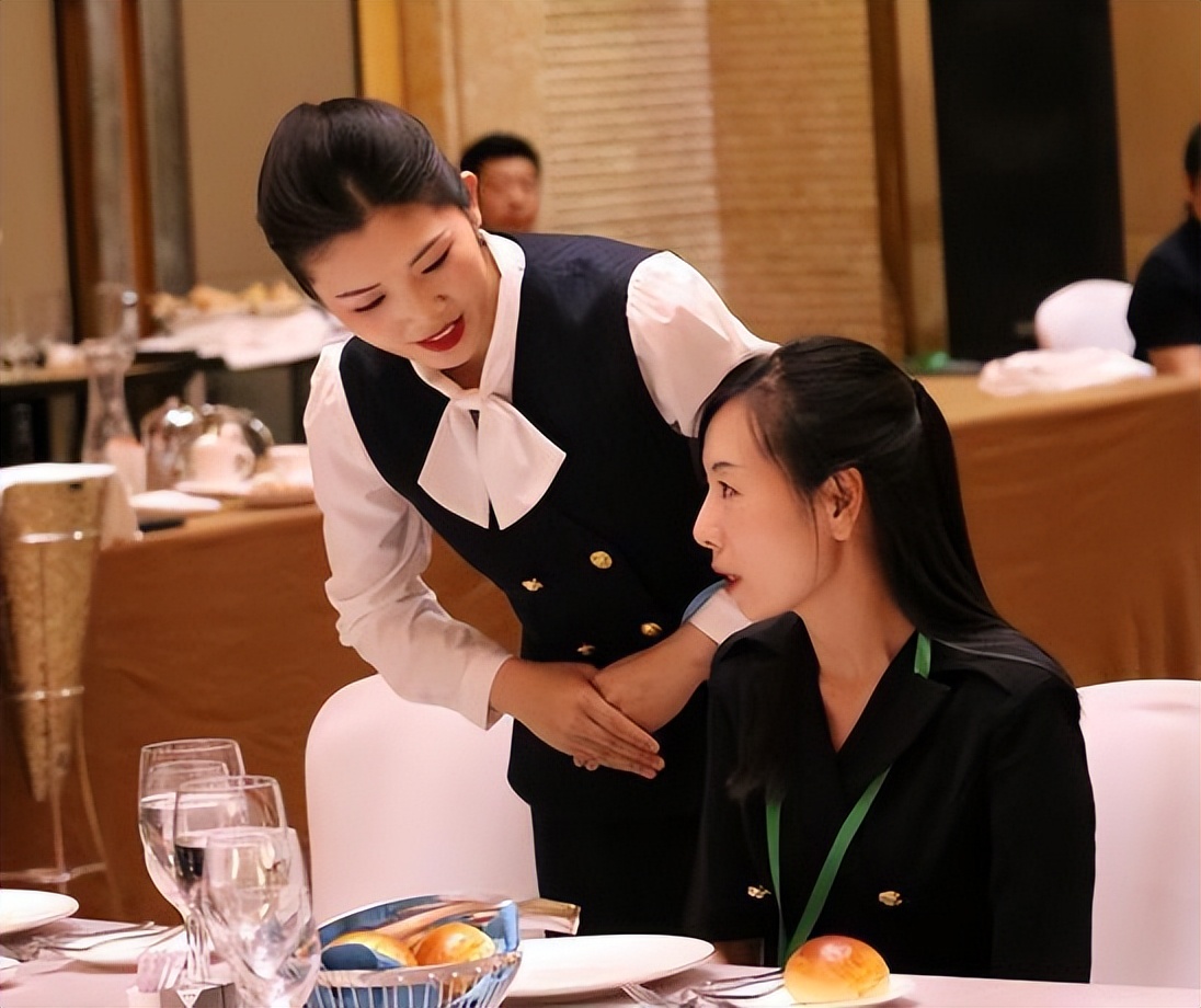 制造业招工难_当前社会的就业形势_高薪岗位年轻人敬而远之