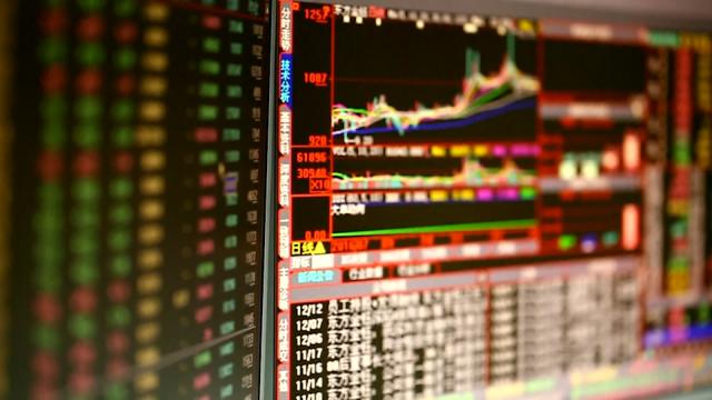 A股大涨亲友跟风想配资，从业者提示风险，场外配资乱象丛生