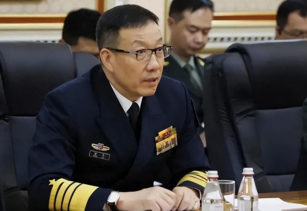 形势()()_尼内岛大逃杀steam名字_岛内形势