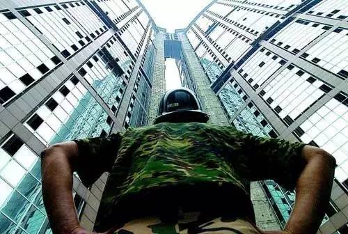 楼市现场外配资，首付贷成购房杠杆，专家呼吁严格控制