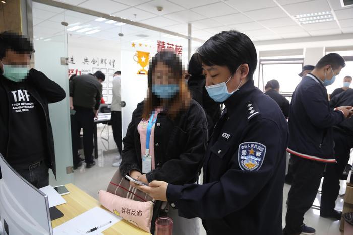 配资股票平台大涨_最大的股票配资平台_股票配资平台