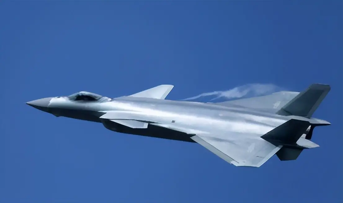 中国国防形势_中美中东局势分析_中国向伊朗赠送歼20模型