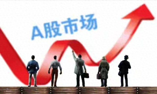 A股低开高走，大盘股吧里热议银行托底科技领涨