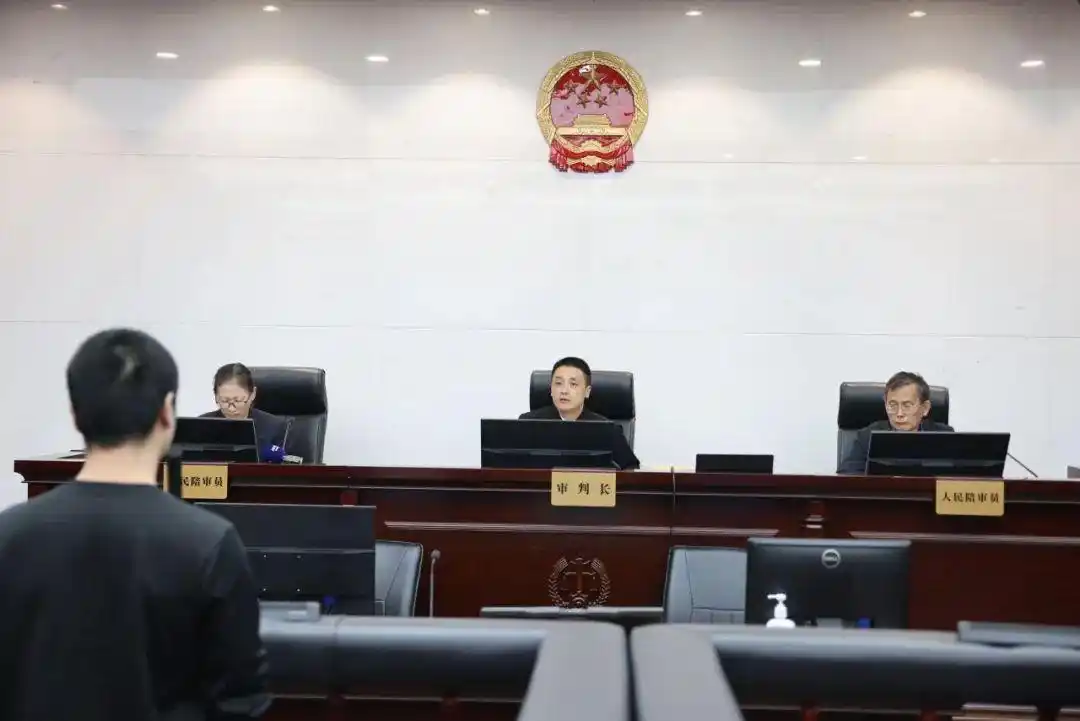 股票场外配资非法经营案_炒股配资行情_徐汇区检察院起诉股票场外配资案
